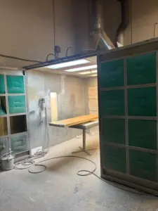 Closed Paint booth 8 X 12